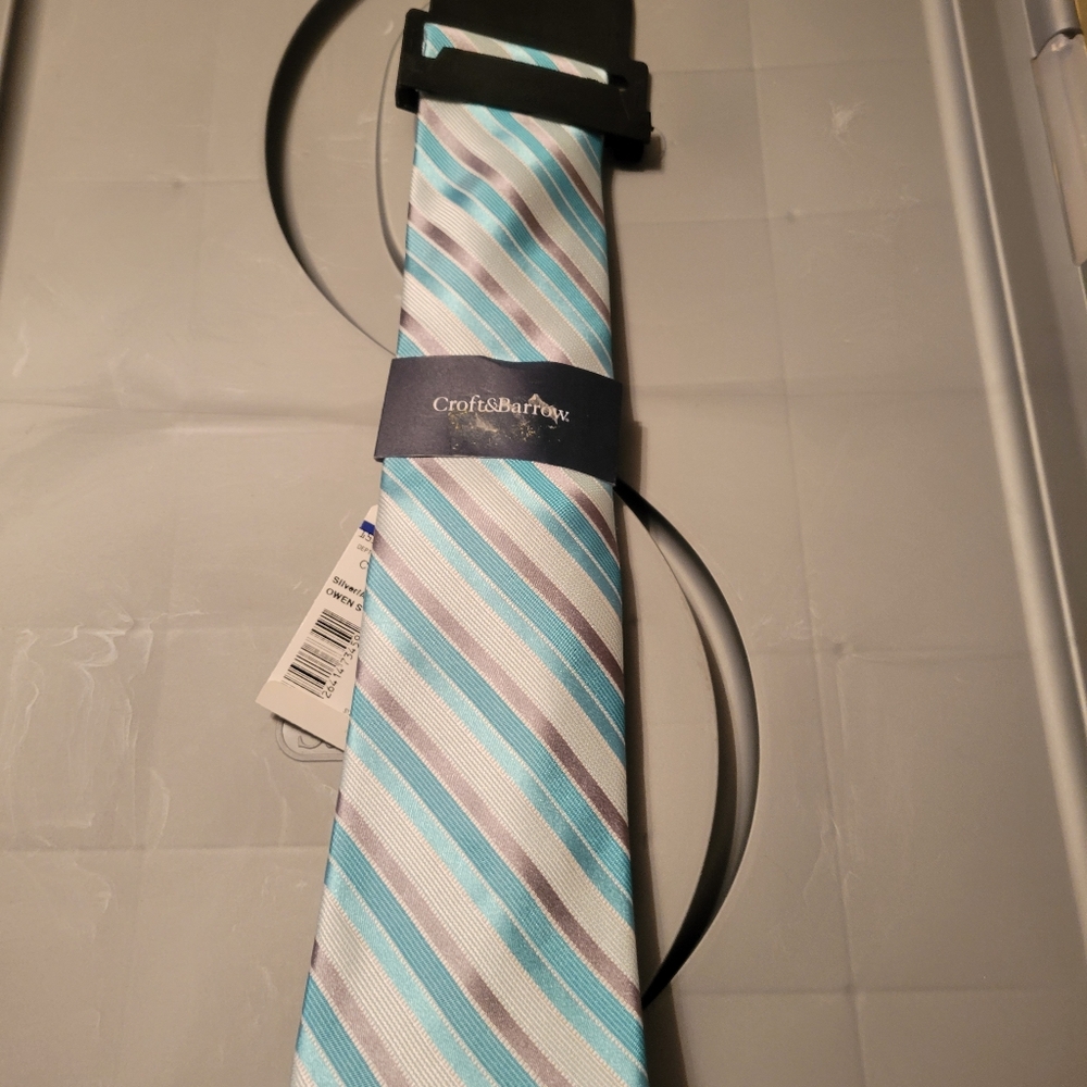 Man's neck tie